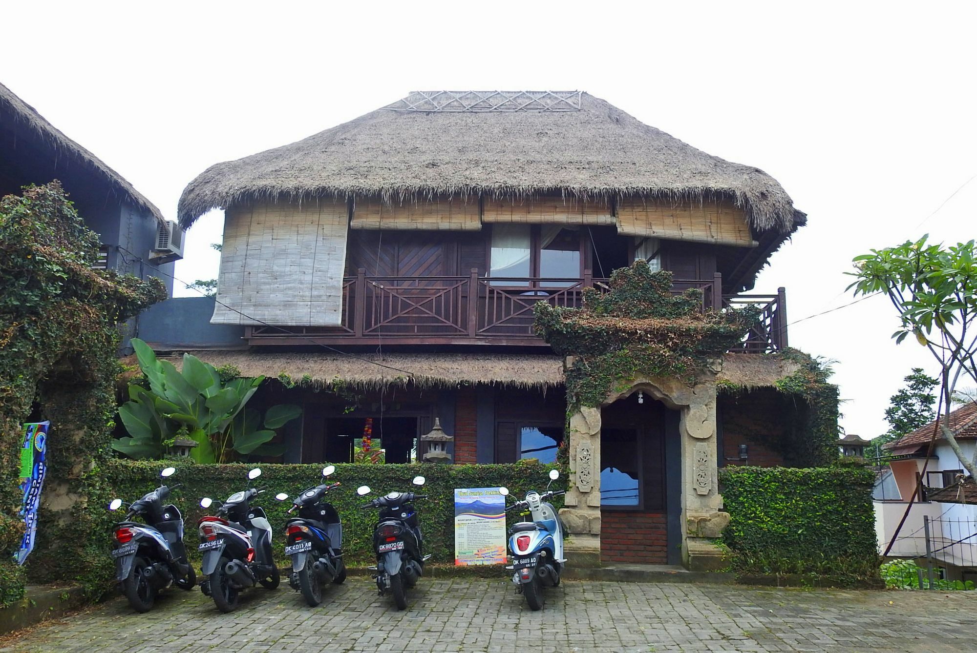 Mandala Hostel Ubud ภายนอก รูปภาพ